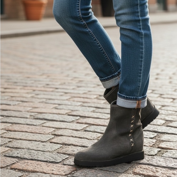 Sundance Shoes - Sundance Catalogue Ashville Gray Suede Shearling Mid Calf Snow Boots Stitch 9.5